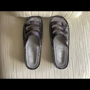 Alegria - well known LOW wedge rocker bottom- Euro 42 (US 12) FREE SHIPPING